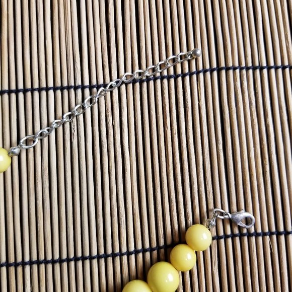 Yellow Progressive Bead Fashion Necklace - Picture 2 of 8